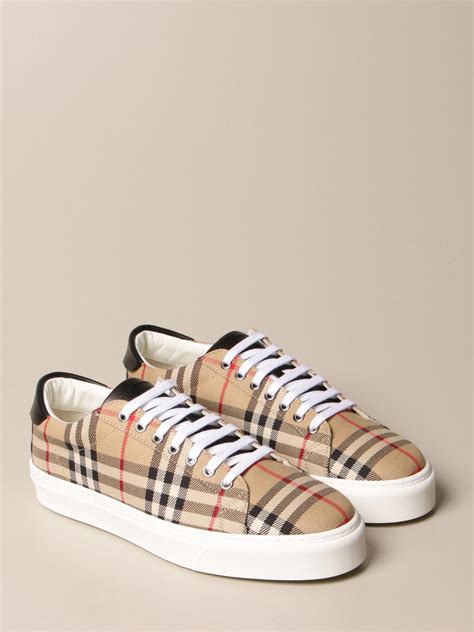 burberry sneakets|burberry sneakers men price.